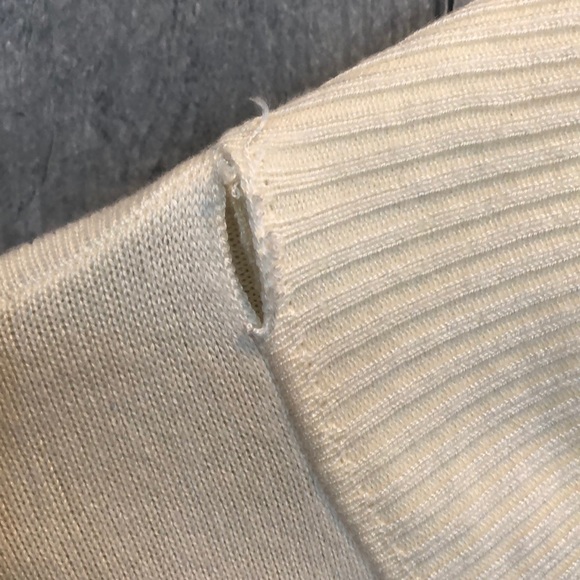 Sweater - Picture 4 of 5